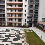 Cozy Urban Luxury Flats - Coresi Mall #brasov Apartman *