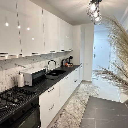 Urban Luxury Flats - Coresi Mall #Brasov