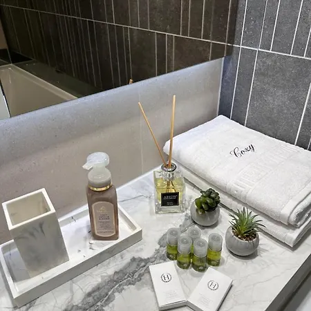 Daire Cozy Urban Luxury Flats - Coresi Mall #brasov