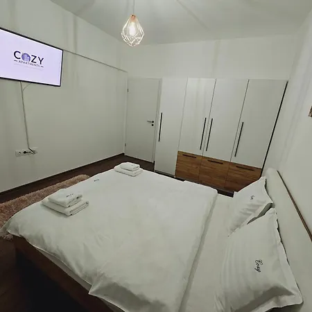 Urban Luxury Flats - Coresi Mall #Brasov Апартаменты